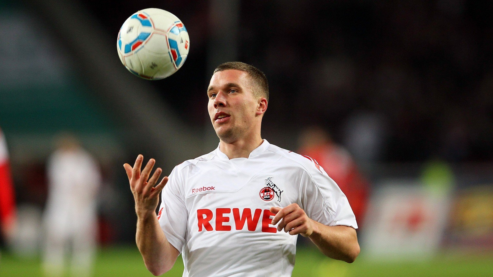 华体会app下载-国足门将出击时机精准度报告，国足历史十大门将